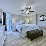 Pelican Walk 308