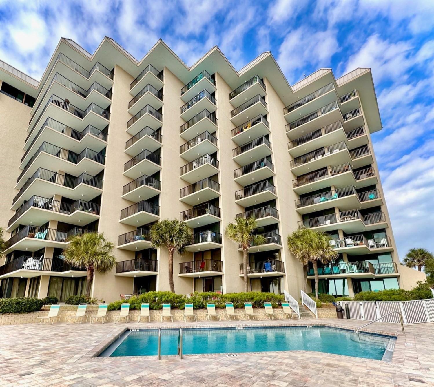 Pelican Walk 308