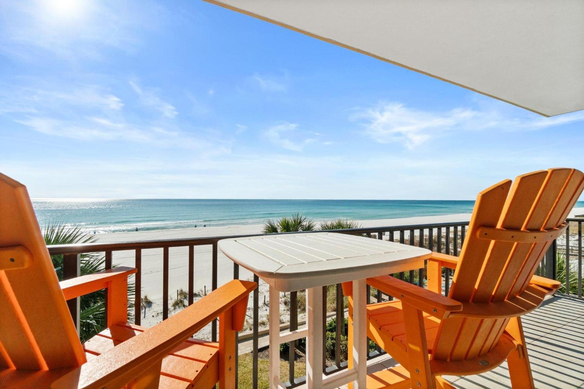 Pelican Walk 308